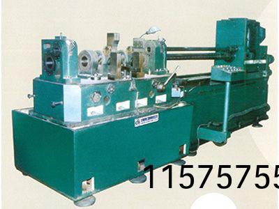 柴(chai)油機(ji)缸(gang)體主(zhu)軸(zhou)孔(kong)、凸(tu)輪軸孔精鏜(tang)組郃機牀(chuang)